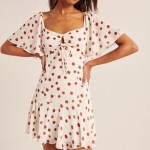 NWT Abercrombie & Fitch Flutter Sleeve Keyhole Mini Dress in White Dot - LT